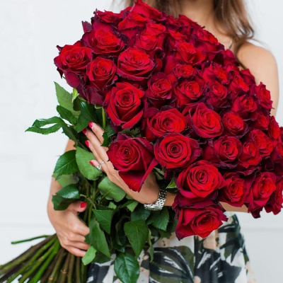 Букет из 51 Красной розы 60 см 7298 Букет из 51 Красной розы 60 см 7298