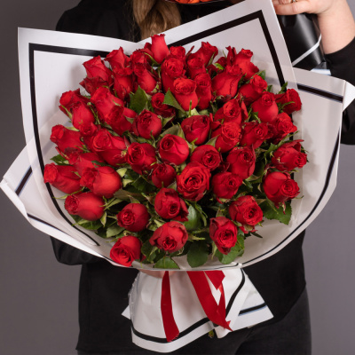 Букет из 51 краснойх розы Кения 28448-Кр Букет из 51 краснойх розы Кения 28448-Кр