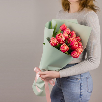 Букет из 15 пионовидных тюльпанов Колумбус 46326 Букет из 15 пионовидных тюльпанов Колумбус 46326
