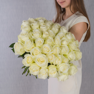 Букет из 51 белой Розы 40 см 7308-Бел Букет из 51 белой Розы 40 см 7308-Бел