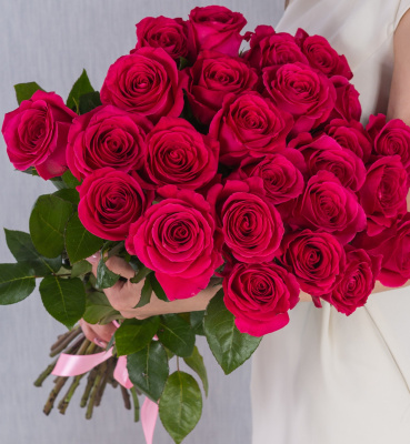 Букет из 25 розовых роз с крупным бутоном 60 см, 7306 Букет из 25 розовых роз с крупным бутоном 60 см, 7306