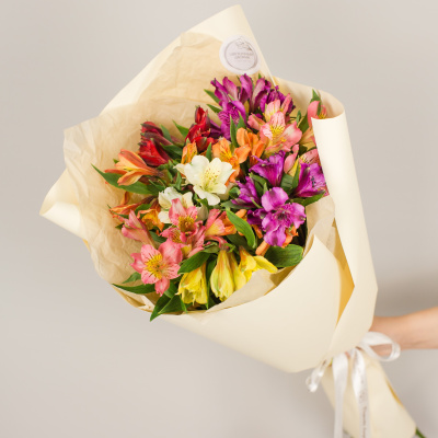 Букет из разноцветных альстромерий N 50398 Букет из разноцветных альстромерий N 50398