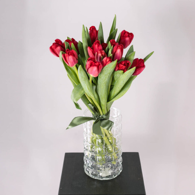 Тюльпаны красные 15 шт. 28774 Тюльпаны красные 15 шт. 28774