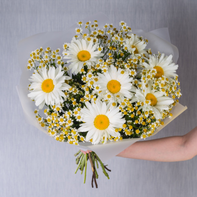 Букет "Мечты о безоблачном счастье" с ромашками N 36293 Букет "Мечты о безоблачном счастье" с ромашками N 36293
