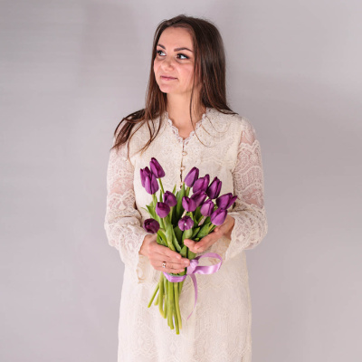 Букет из 15 фиолетовых тюльпанов 28774 Букет из 15 фиолетовых тюльпанов 28774