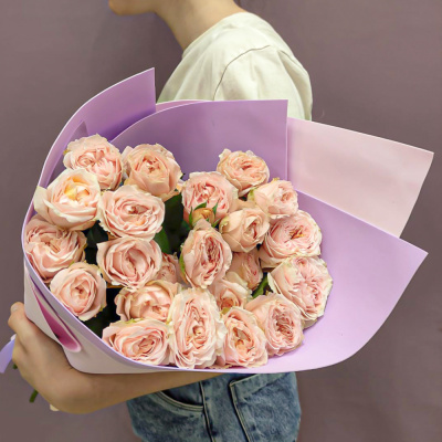 Букет из кустовых пионовидных роз персикого цвета N 45353 Букет из кустовых пионовидных роз персикого цвета N 45353
