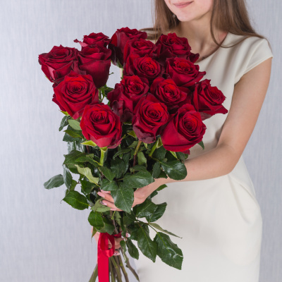 Роза красная Эквадор 60 см N 902 Роза красная Эквадор 60 см N 902